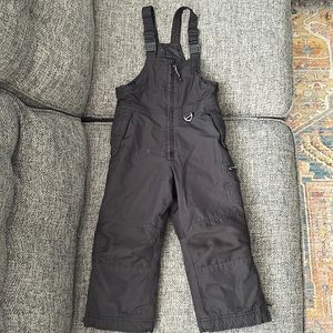 Boys black, 3T snow pants